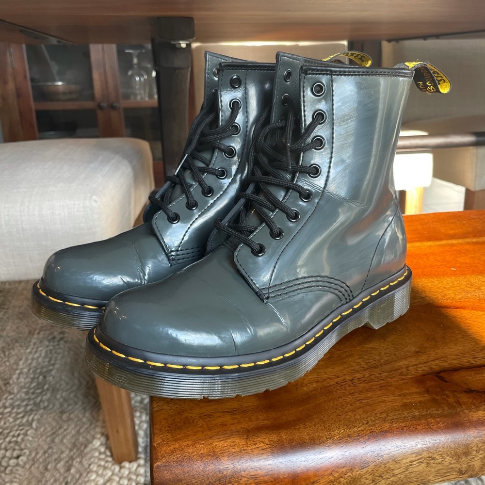 Dr Martens Gray Patent Leather Boots Women’s 8
